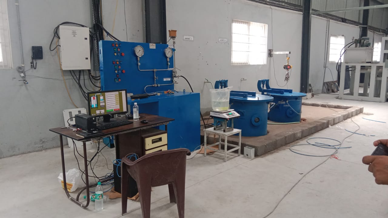 Computerized CNG Cylinders Hydro Testing Station